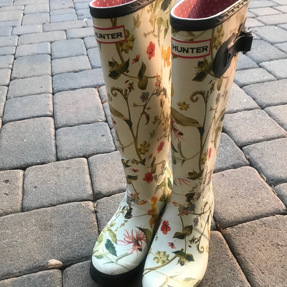 Botanical Print Hunter Rain boots (Size 8)